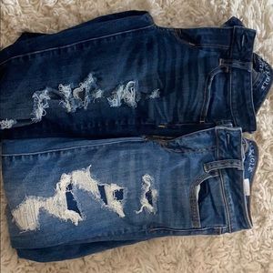 2 pairs of American eagle jeans
